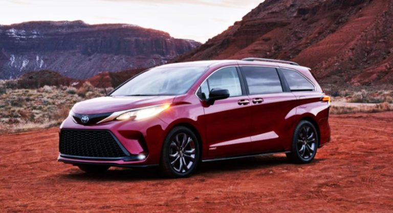 2023 Toyota Sienna Ground Clearance