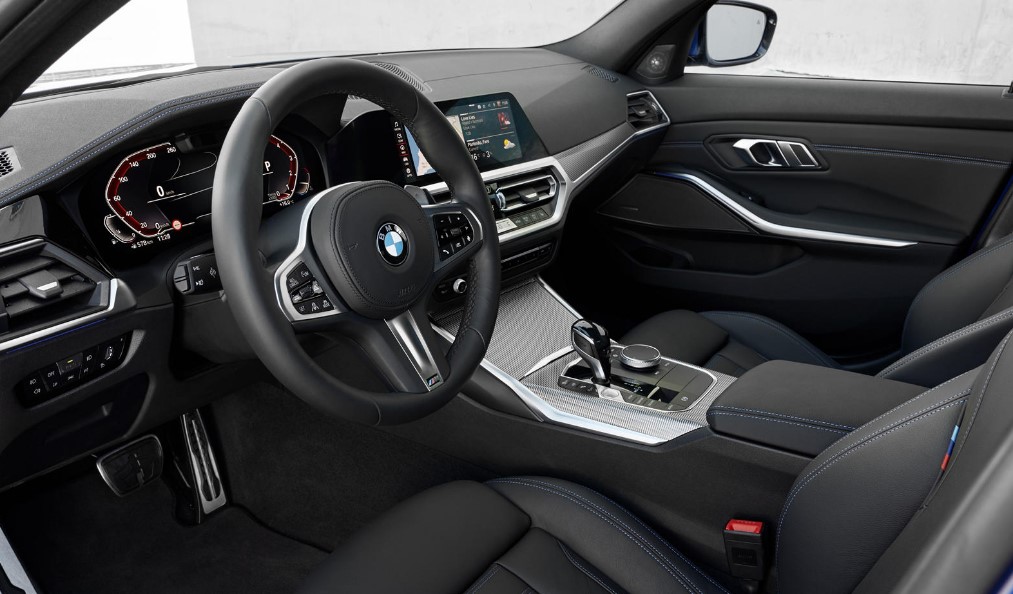 2023 BMW 330 Interior