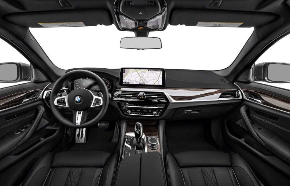 2023 BMW M550 Interior
