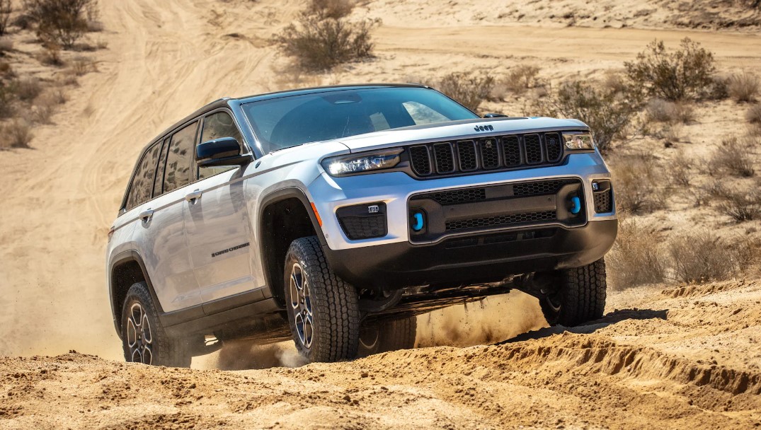 2024 Jeep Cherokee Trailhawk Redesign