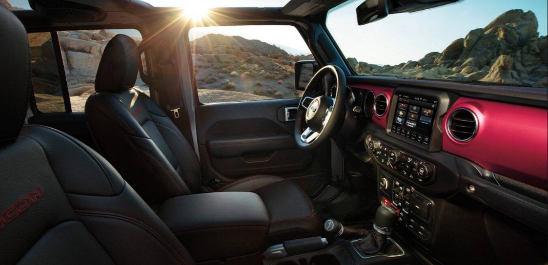 2024 Jeep Gladiator 4xe Plug-in Hybrid Interior