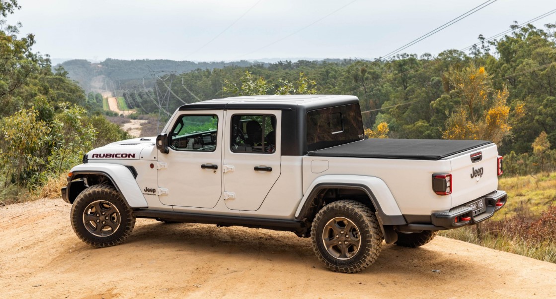 2024 Jeep Gladiator 4xe Plugin Hybrid Review, Range, & Price Cars