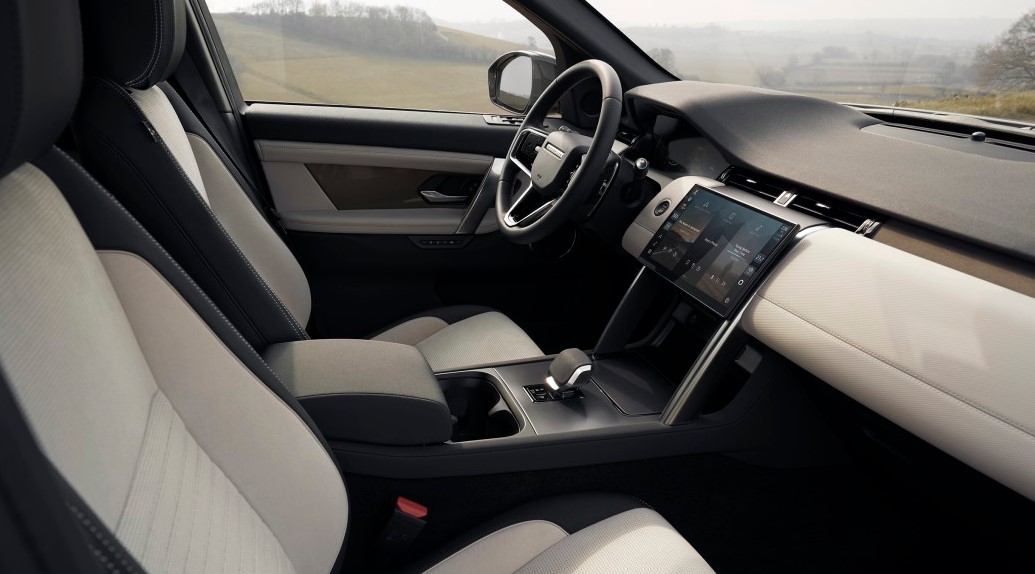 2024 Land Rover Discovery Sport Urban Edition Interior