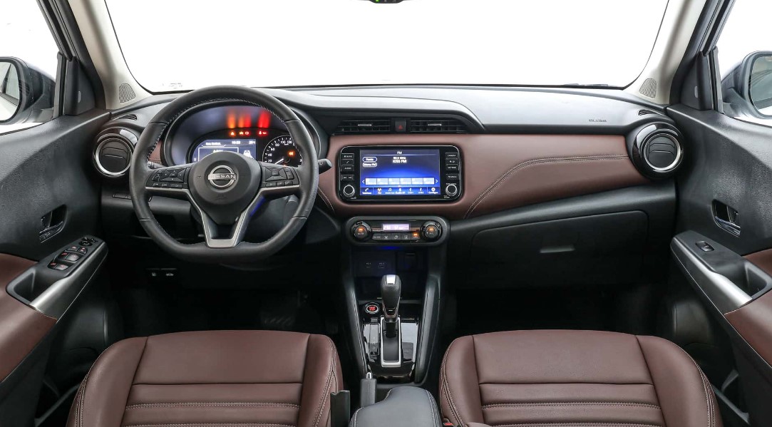 2024 Nissan Kicks Interior